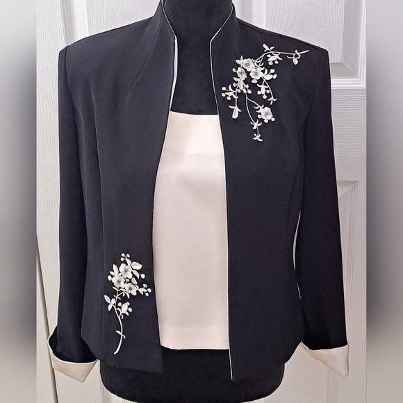Jessica Howard Shell & Embroidered Jacket  Size 8 - Picture 1 of 11